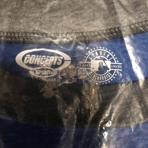 Concepts Sport Chicago Cubs Genuine Merch Touchstone Ladies Knit Nightshirt MED - Picture 2 of 5